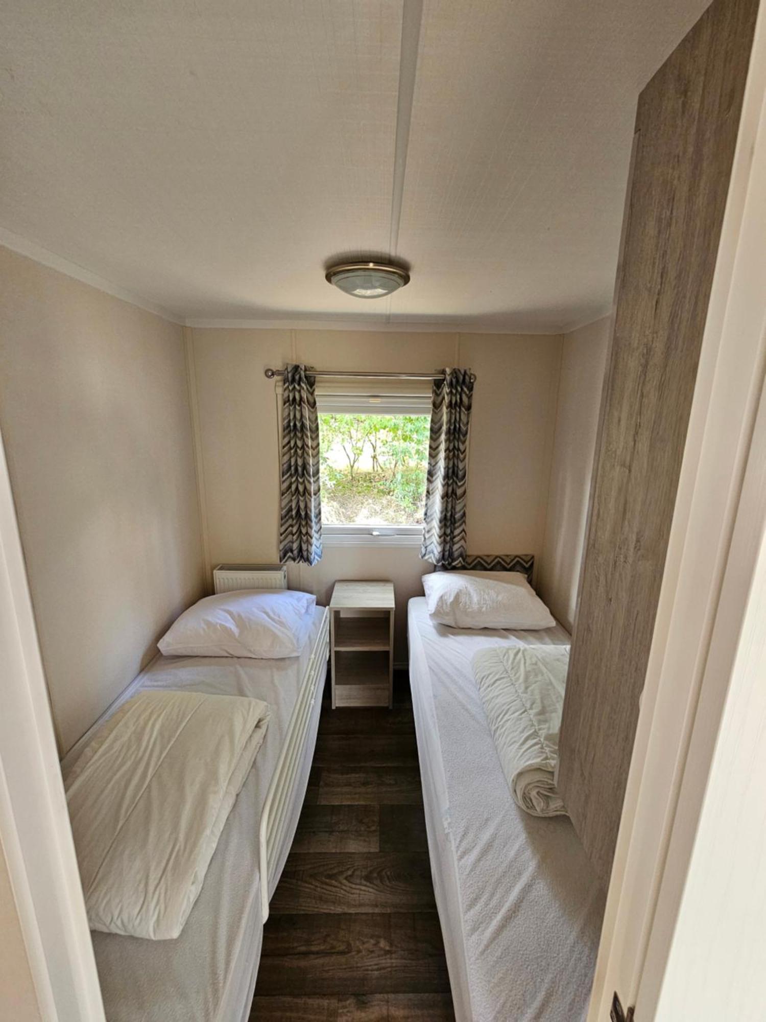 Luxe 4 Persoons Chalet Op 5 Sterren Camping 拉尔特 外观 照片